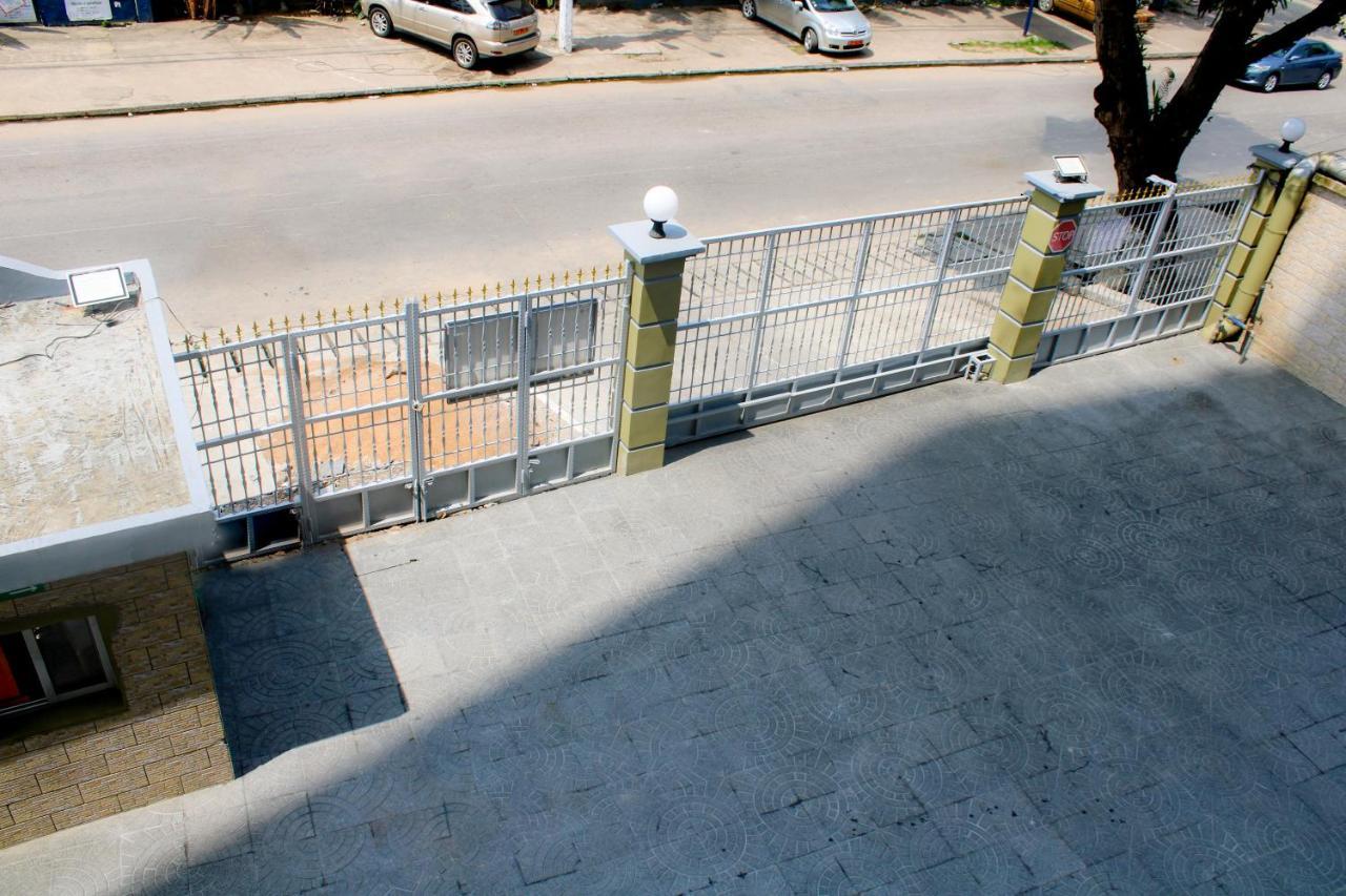 Residence Le Carat Bonapriso Douala Luaran gambar