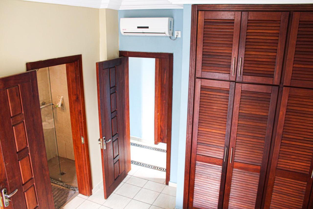 Residence Le Carat Bonapriso Douala Luaran gambar