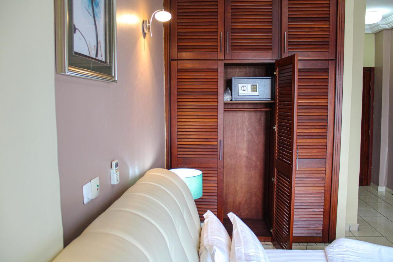 Residence Le Carat Bonapriso Douala Luaran gambar