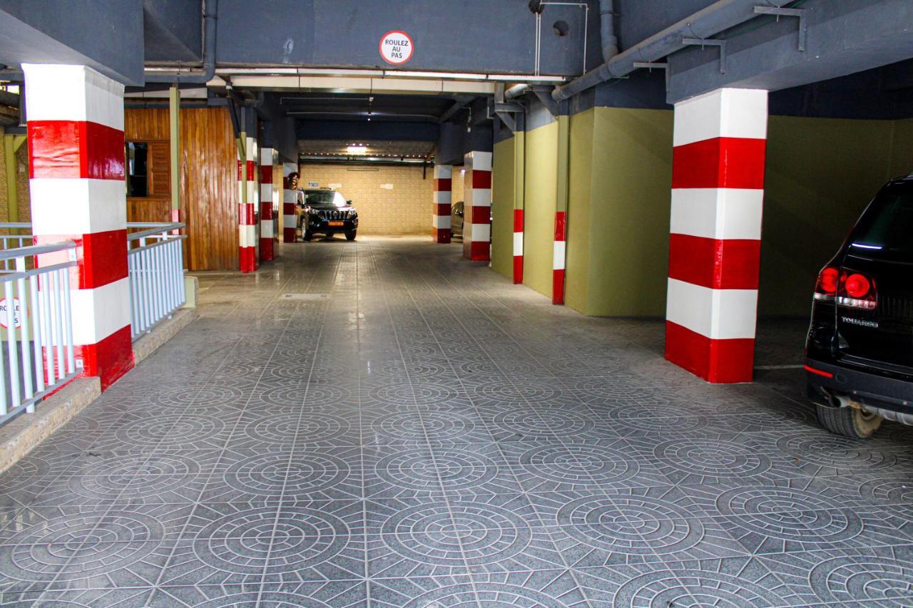 Residence Le Carat Bonapriso Douala Luaran gambar