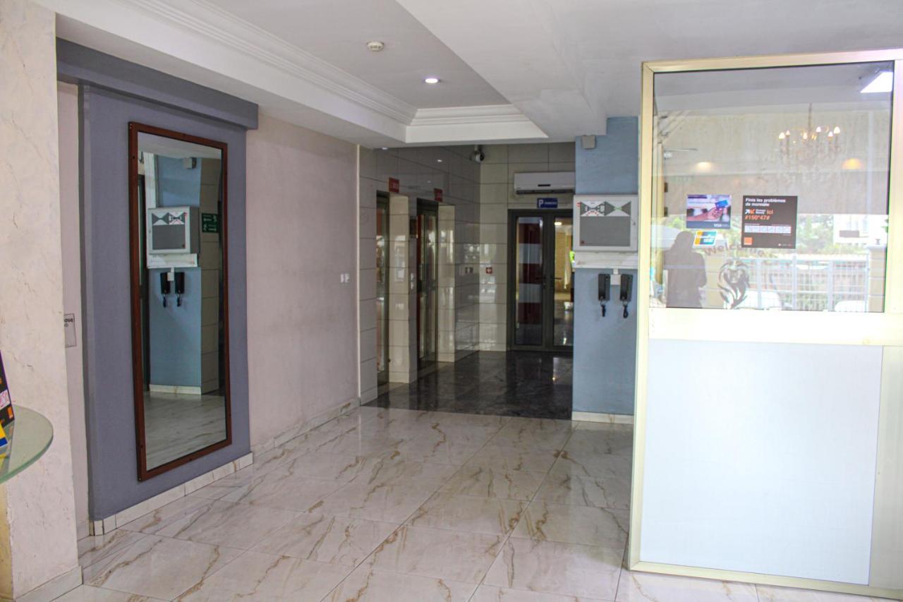 Residence Le Carat Bonapriso Douala Luaran gambar