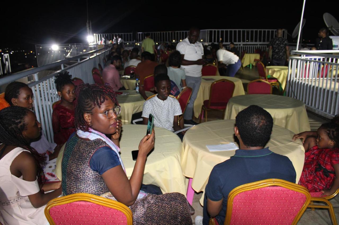Residence Le Carat Bonapriso Douala Luaran gambar